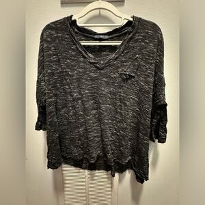 Gap 3/4 sleeve black t-shirt
